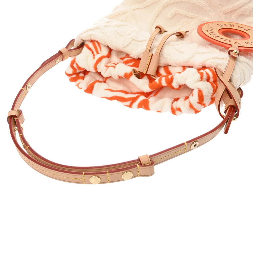 LOUIS VUITTON LV Vacation by the Pool Bucket Tote Bag Beige - Picture 3 of 10